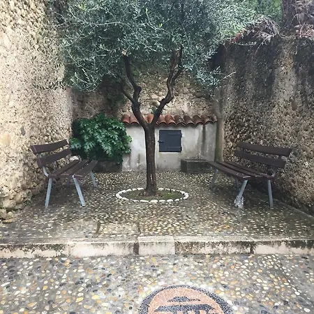 查姆贝尔维香布里住宿加早餐旅馆 *